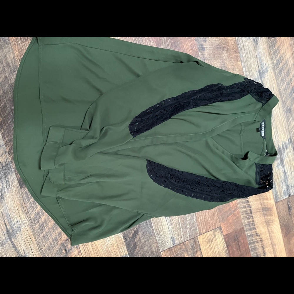 Women’s Express Small Green Button Down Top
